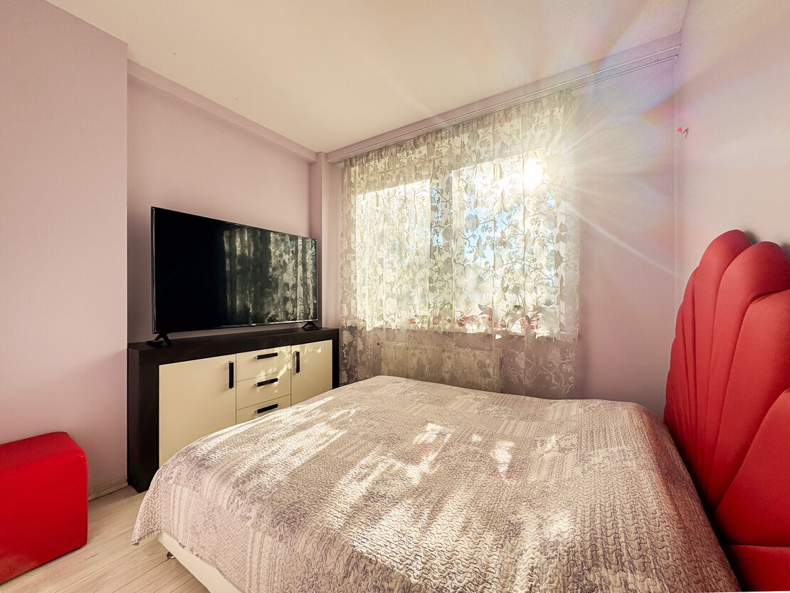 Ganību dambis 31b, Sarkandaugava