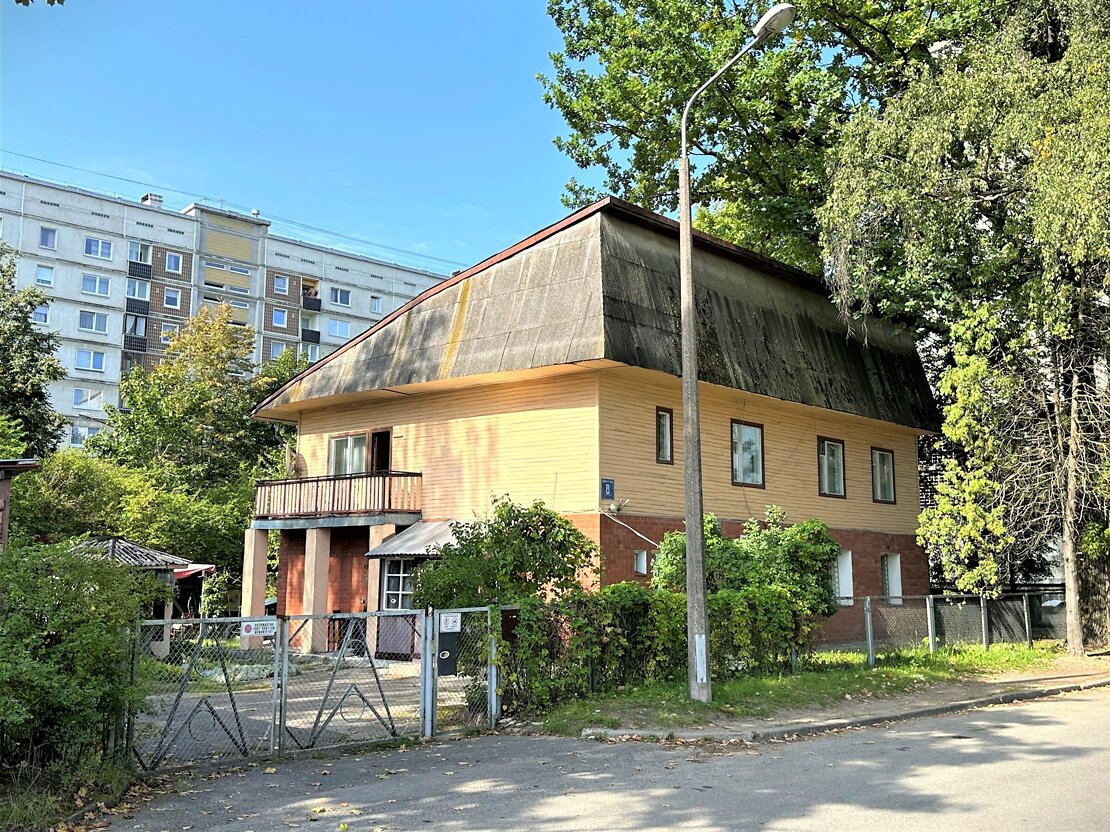 Imantas 15. līnija 8, Zolitūde